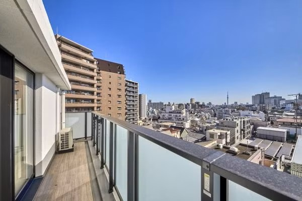 【バルコニー】