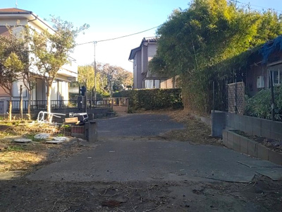 【駐車場】 | 山武市松ケ谷ロ　平屋中古戸建 | 駐車場の用意があります