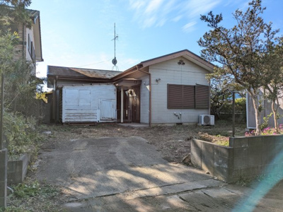 【外観】 | 山武市松ケ谷ロ　平屋中古戸建 | 落ち着いた雰囲気の外観です