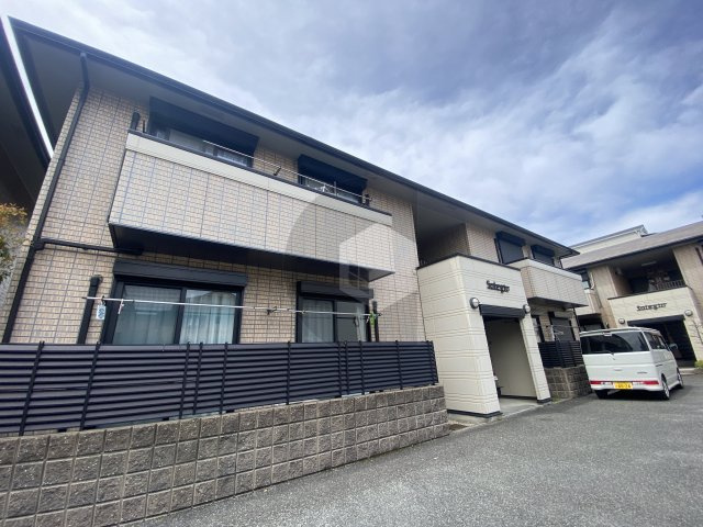 東大阪市角田２丁目のアパート