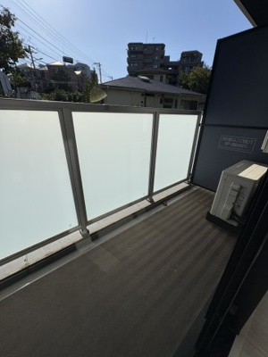 【バルコニー】 | Ｓ－ＲＥＳＩＤＥＮＣＥ妙蓮寺 | 別のお部屋の参考写真です