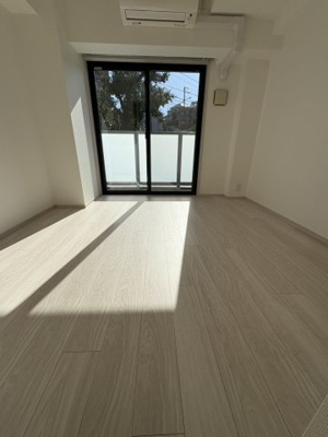 【洋室】 | Ｓ－ＲＥＳＩＤＥＮＣＥ妙蓮寺 | 別のお部屋の参考写真です