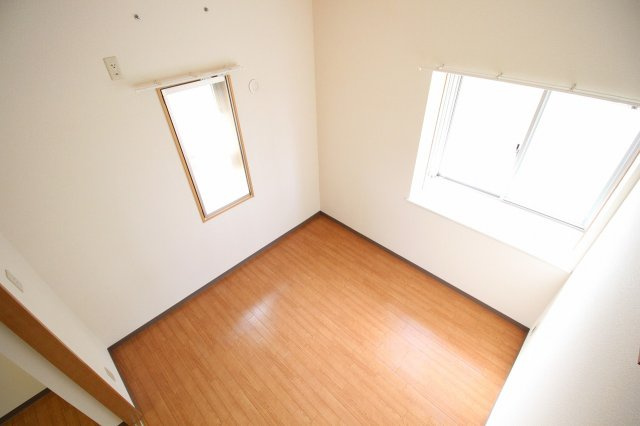 ル・グランの寝室|※お部屋により仕様が異なる場合があります。