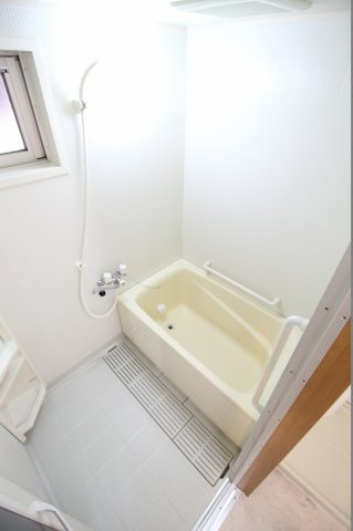 ル・グランの浴室|※お部屋により仕様が異なる場合があります。