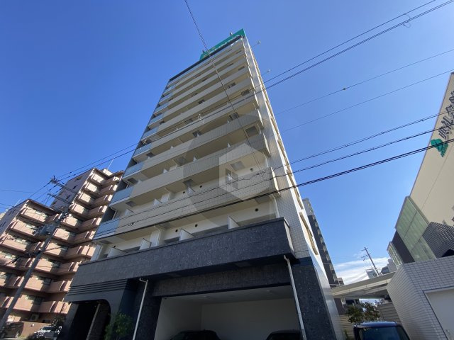 ラドゥセール荒本の外観