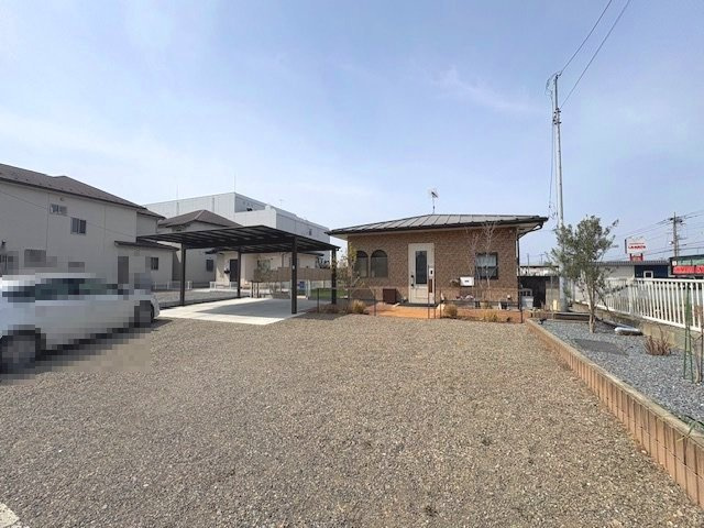 上里町七本木　中古1750の駐車場