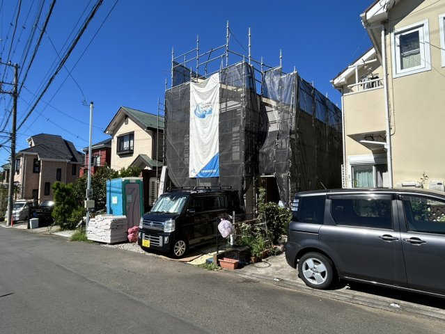 町田市金森2期の前面道路含む現地写真