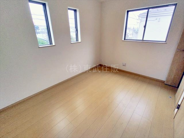 【子供部屋】 | ふじみ野市亀久保３丁目　全５棟　D号棟 | 2階北東側6.0帖洋室　子供部屋にいかがでしょうか