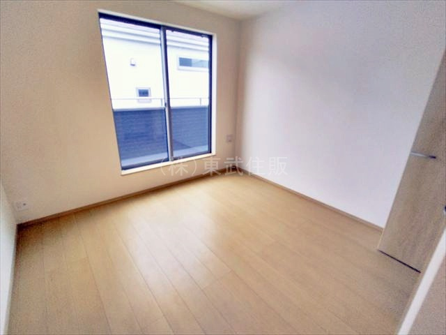 【洋室】 | ふじみ野市亀久保３丁目　全５棟　D号棟 | 2階南側6.06帖洋室　寝室にいかがでしょうか