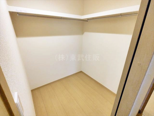 【収納】 | ふじみ野市亀久保３丁目　全５棟　D号棟 | 2階西側8.62帖洋室の収納です