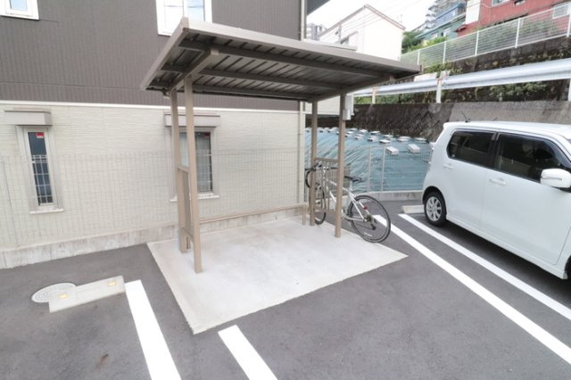 【駐車場】