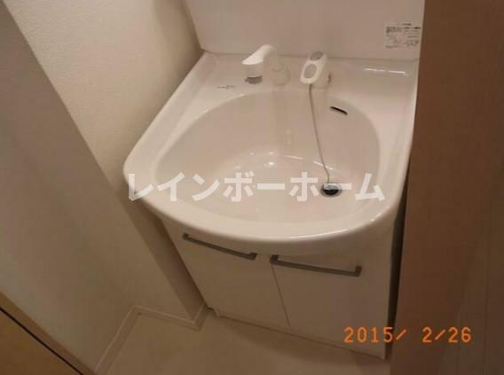 テラスアゼリアの独立洗面台