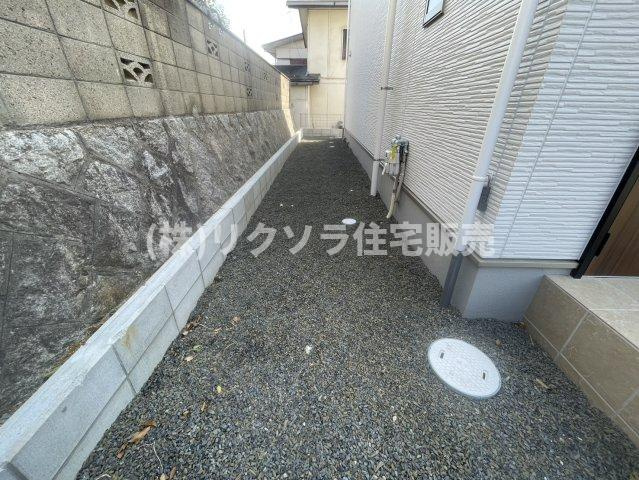 成田東町　新築一戸建ての庭|■物件内覧・資金計画相談・住宅ローン相談、リフォーム相談、お問合せ受付中■
※当日・翌日のご内覧、ご相談はお電話でのお問合せがスムーズです！