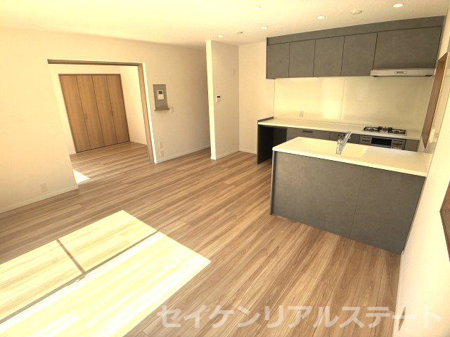 東淵野辺3丁目戸建の居間・リビング