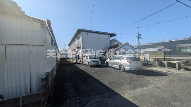 ６６４７４　岐阜市鏡島中一丁目売アパ－ト