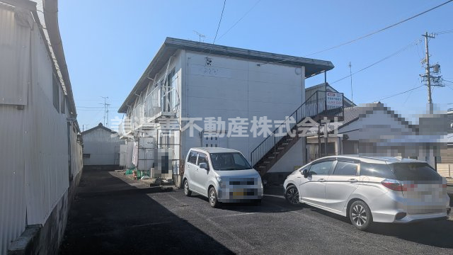 ６６４７４　岐阜市鏡島中一丁目売アパ－トの外観