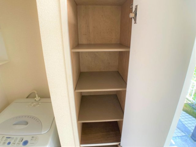 【玄関】 | 設備・仕様は号室により異なる為、現況を優先致します。