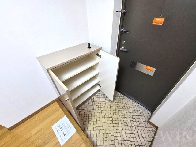 ネオパラドールの玄関