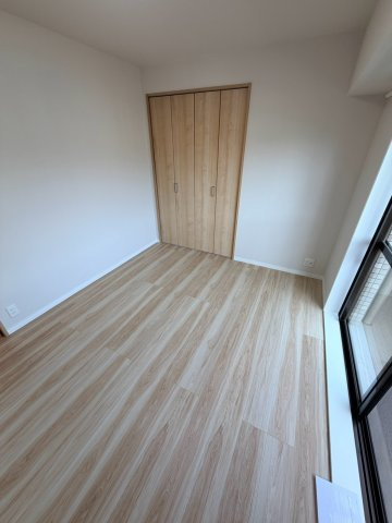 ☆選べる家具プレゼント☆サーパス古三津の洋室