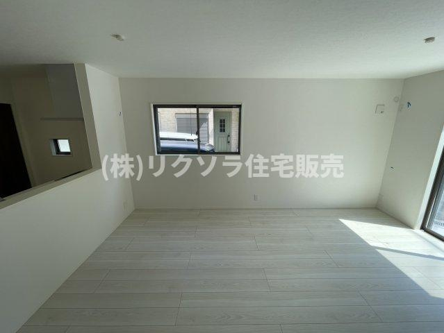 高柳5丁目　新築一戸建てのキッチン|LDK14.7帖
■物件内覧・資金計画相談・住宅ローン相談、リフォーム相談、お問合せ受付中■
※当日・翌日のご内覧、ご相談はお電話でのお問合せがスムーズです！