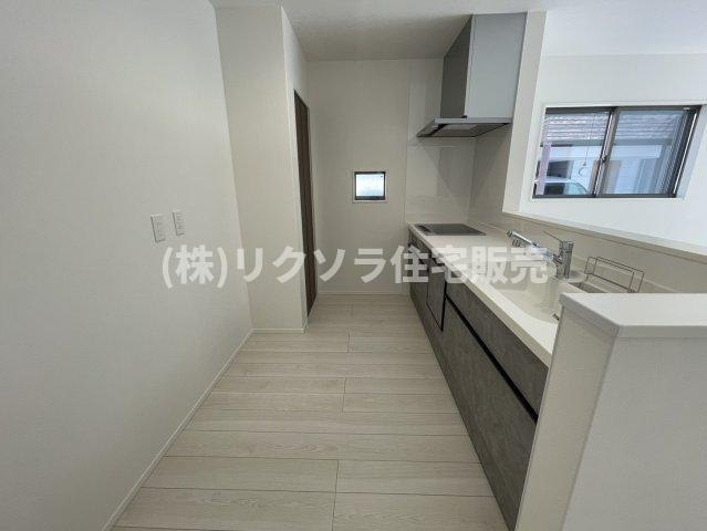 高柳5丁目　新築一戸建てのキッチン|LDK14.7帖
■物件内覧・資金計画相談・住宅ローン相談、リフォーム相談、お問合せ受付中■
※当日・翌日のご内覧、ご相談はお電話でのお問合せがスムーズです！