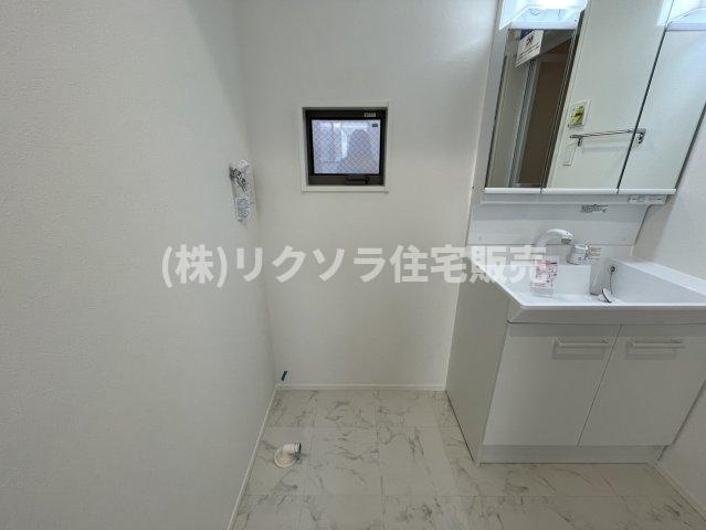 高柳5丁目　新築一戸建てのランドリースペース|ドラム式も設置可能
■物件内覧・資金計画相談・住宅ローン相談、リフォーム相談、お問合せ受付中■
※当日・翌日のご内覧、ご相談はお電話でのお問合せがスムーズです！