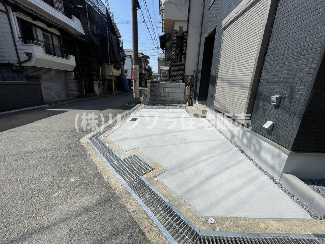 高柳5丁目　新築一戸建ての駐車場|1台駐車可能
■物件内覧・資金計画相談・住宅ローン相談、リフォーム相談、お問合せ受付中■
※当日・翌日のご内覧、ご相談はお電話でのお問合せがスムーズです！