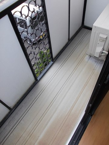 【バルコニー】