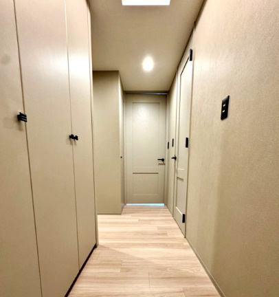 DeLLCS永田町の玄関|別室参考写真