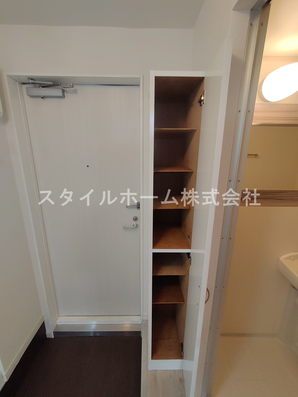 Mh-Arc三蔵子の収納|※別部屋写真(反転)