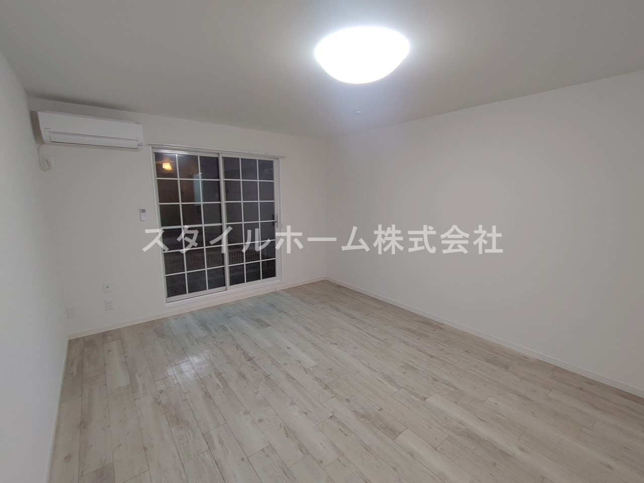 Mh-Arc三蔵子のその他|※別部屋写真(反転)