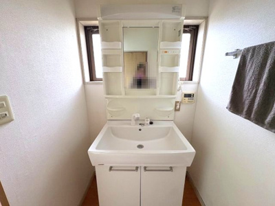 【独立洗面台】 | かすみがうら市下稲吉　広々とした庭付き3LK