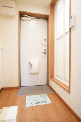 練馬区旭丘２丁目のアパートの玄関