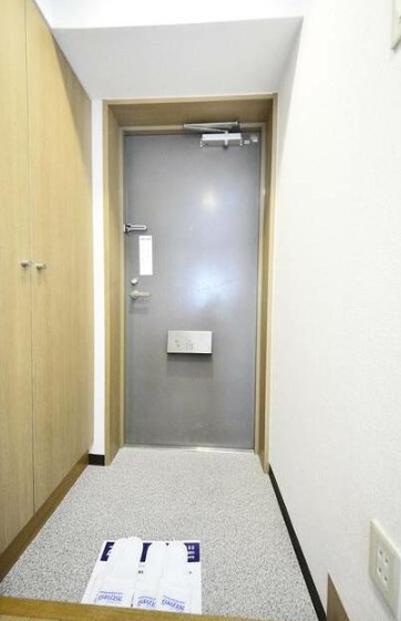 葛飾区東金町７丁目の賃貸マンションの玄関