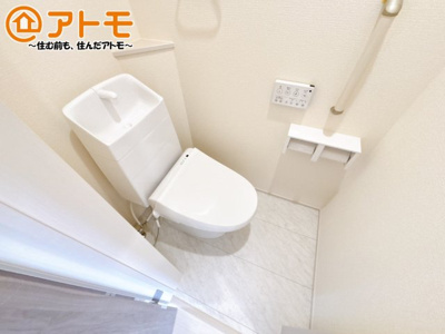 【トイレ】 | 沼津市東沢田　新築一戸建て　3号棟 | ２つトイレがあるので朝も混みあわずに使うことができます！