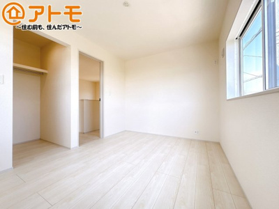 【子供部屋】 | 沼津市東沢田　新築一戸建て　3号棟 | 広々使える収納付きの洋室です♪