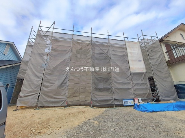 リーブルガーデン神屋町の前面道路含む現地写真