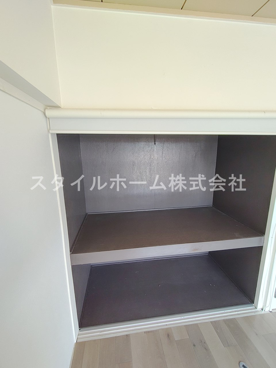 sarasota　ROWAの収納