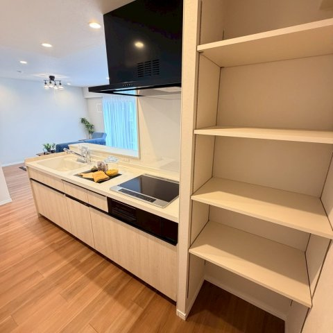 ☆選べる家具プレゼント☆ポレスター松山フォレストシティのキッチン