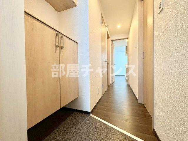 名古屋市中村区八社１丁目のアパートの玄関