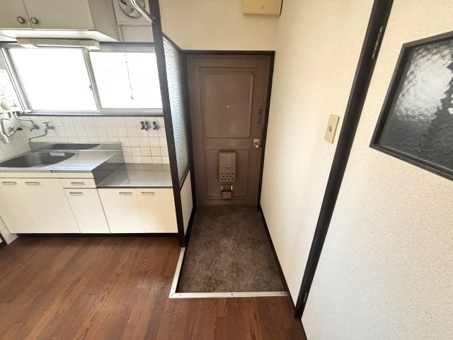 天城ビルの玄関