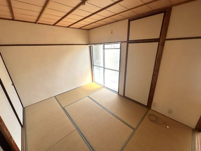 天城ビルの寝室