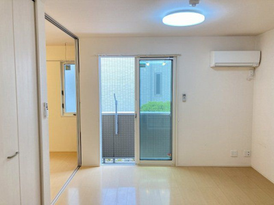 【居間・リビング】 | メルベーユ | 別のお部屋の写真です