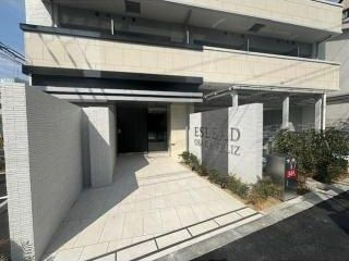 エスリード大阪フェリスのエントランス