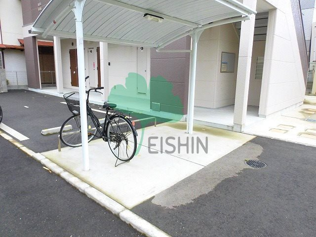 カサヴァンヴェールの駐車場
