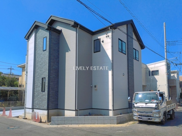 越谷市東越谷10丁目 新築分譲住宅 全2棟 2号棟の外観