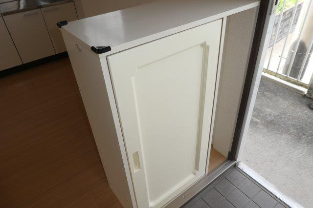 ツインβの収納|シューズボックス