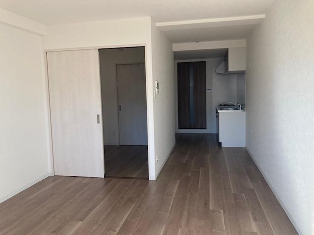 JJリバーサイド三条の居間・リビング