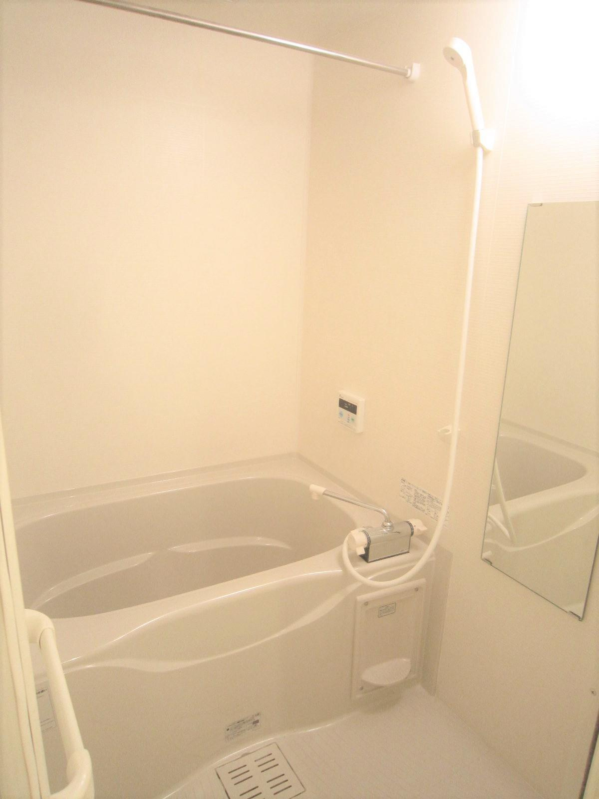 JJリバーサイド三条の浴室