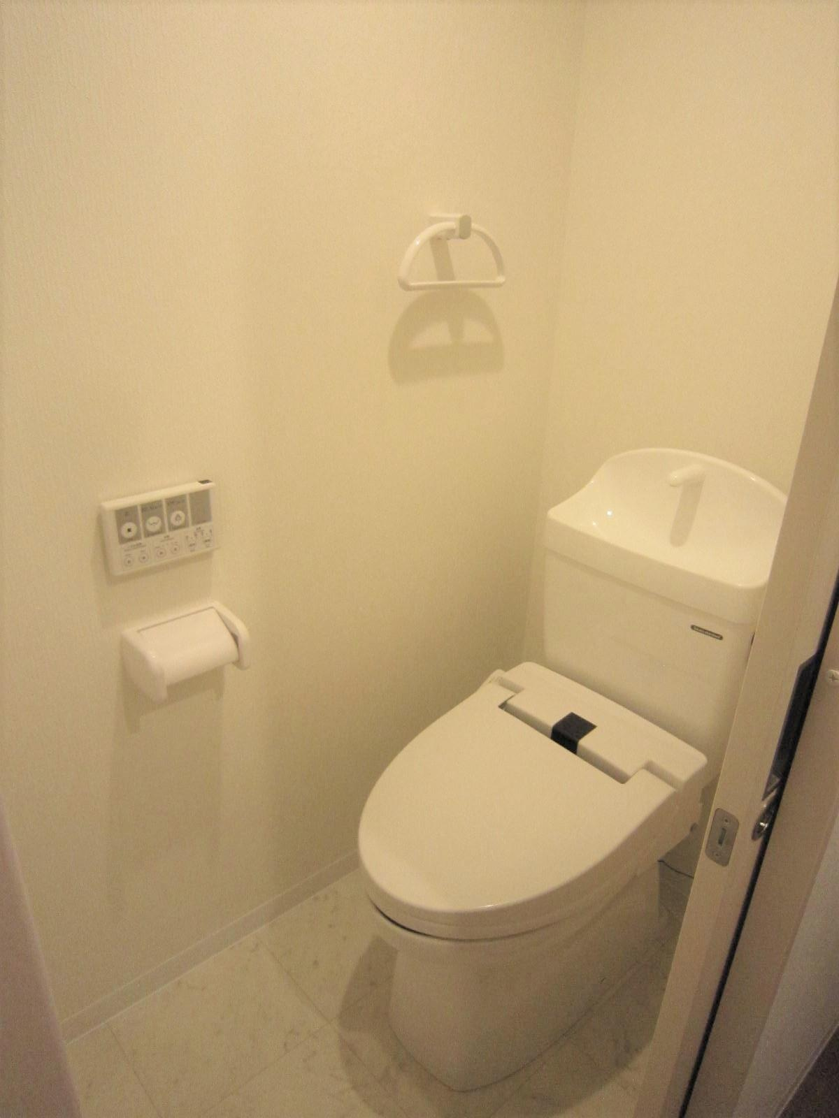 JJリバーサイド三条のトイレ